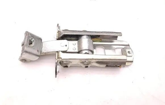 Mercedes-Benz Sprinter W906 Front door check strap stopper A9067200016