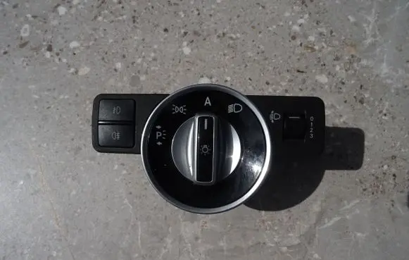 Mercedes-Benz E W212 Light switch A2129057200