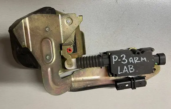 Peugeot 807 Rear door lock