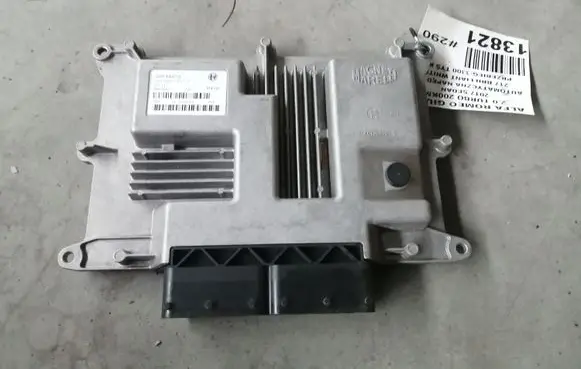 Alfa Romeo Stelvio Engine control unit/module 50544870 DKKC36GCS