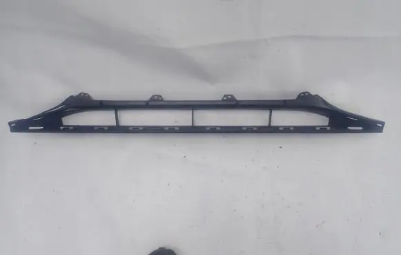 Audi A5 8T 8F Front bumper upper radiator grill 870807647A
