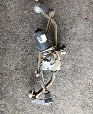 Mazda 323 F Front wiper linkage and motor