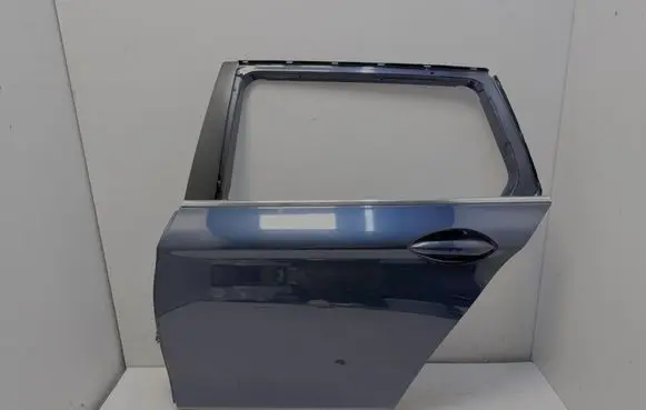 Rear door