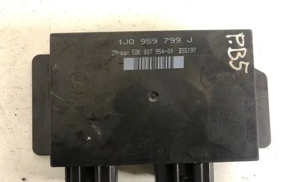 Volkswagen PASSAT B5 Comfort/convenience module 1C0959799J