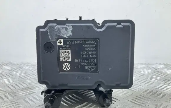 Volkswagen Scirocco ABS Pump 1K0907379BL
