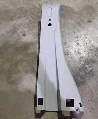 Nissan NV300 (B) pillar trim (top) 769145239R 93868927 93868928