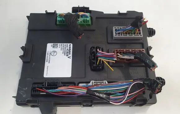Nissan Qashqai Central body control module 284B14CB2B