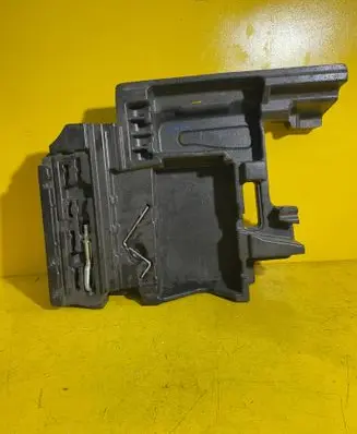 BMW X3 E83 Tool box 7049034