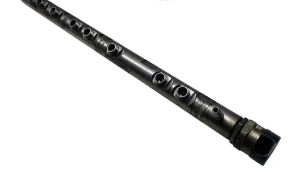 BMW 5 F10 F11 Fuel main line pipe 7800124 0445216031 0281002949
