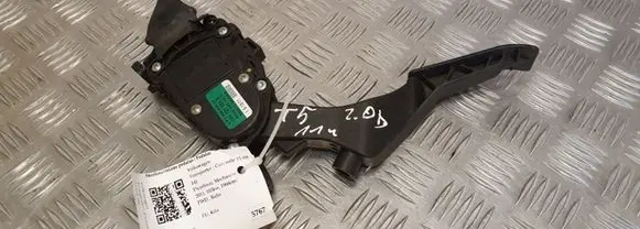 Volkswagen Transporter - Caravelle T5 Accelerator throttle pedal 7H1721503
