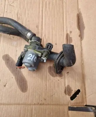 Mercedes-Benz E W210 Coolant heater control valve 