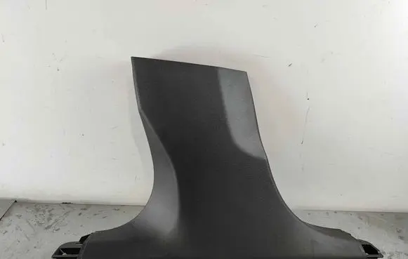 Volvo XC60 (B) pillar trim (bottom) 31426885