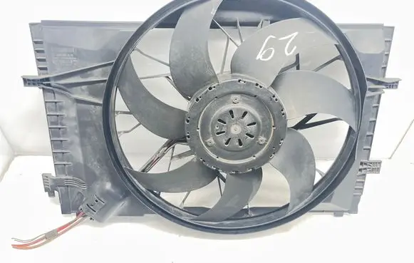 Mercedes-Benz C W203 Electric radiator cooling fan A2035001593