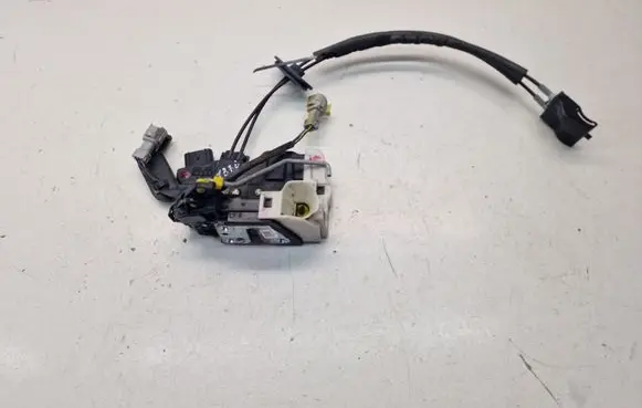 KIA Optima Front door lock 813102T000