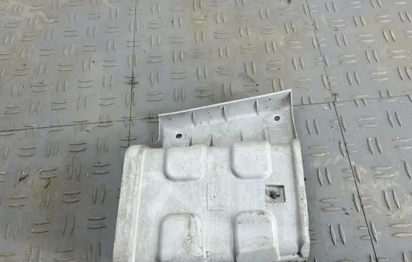KIA Sorento Rear bumper mounting bracket 86671C5000