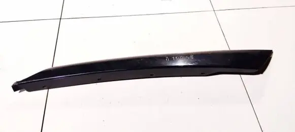 Skoda Fabia Mk2 (5J) Front door glass trim molding 5j6853264