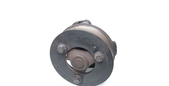 Nissan Qashqai Water pump 8200357354D