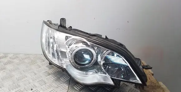 Subaru Outback Headlight/headlamp 1020954