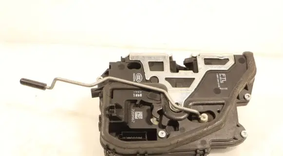 BMW 3 E90 E91 Front door lock 7059967