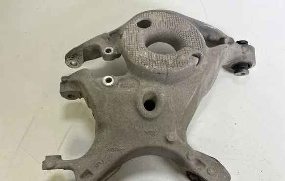 Ford Mustang VI Rear upper control arm/wishbone 5K652