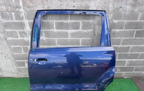 Volkswagen Sharan Rear door 