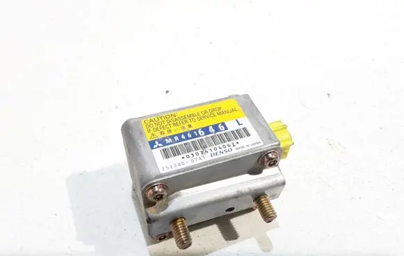 Mitsubishi Pajero Other control units/modules MR461646