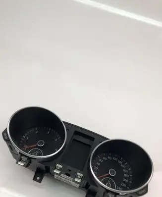 Volkswagen Golf VI Speedometer (instrument cluster) 5K0920873A
