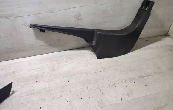 Peugeot 308 Front sill trim cover 9677430877