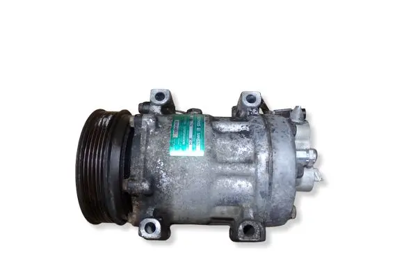Volvo S40, V40 Air conditioning (A/C) compressor (pump) 8200040681