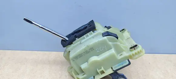 Mercedes-Benz CLK A209 C209 Gear shifter/selector A2032675524