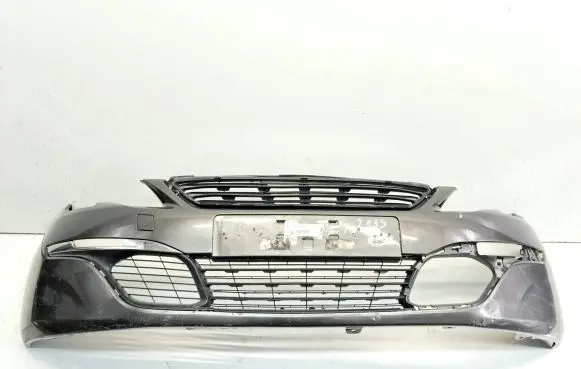 Peugeot 308 Front bumper C0639609