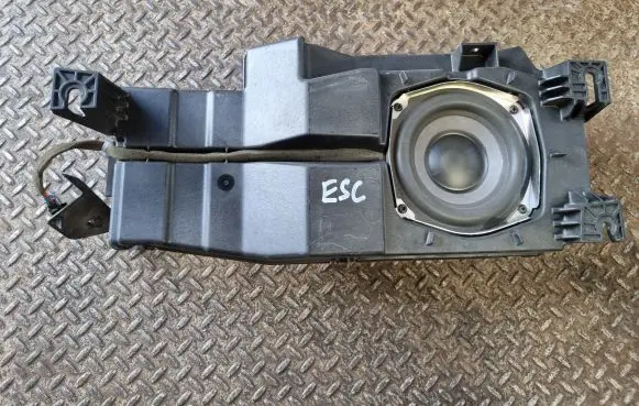 Cadillac Escalade Subwoofer speaker 15902129 274304002