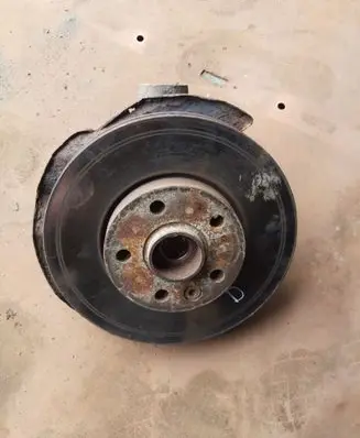 Volkswagen Transporter - Caravelle T5 Front wheel hub spindle knuckle