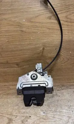 Volvo S60 Tailgate/trunk/boot lock/catch/latch 31253048