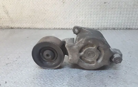 Mazda CX-7 Generator/alternator belt tensioner R2AA15980