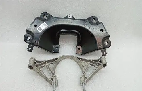 Porsche 911 992 Gearbox mount 992399105N