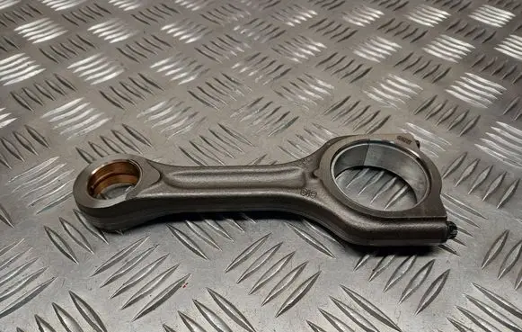 Volvo C30 Connecting rod/conrod 619