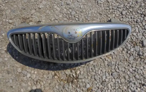 Mazda Xedos 6 Front grill 90G172