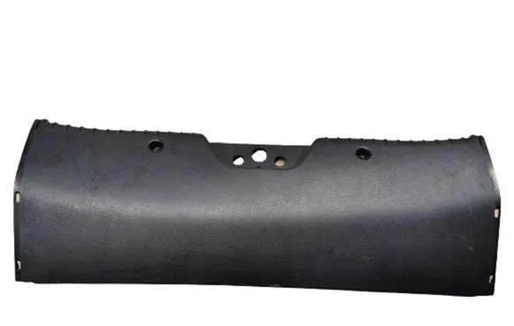 Trunk/boot sill cover protection