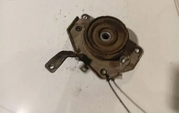 Citroen C4 Grand Picasso Engine mount bracket 