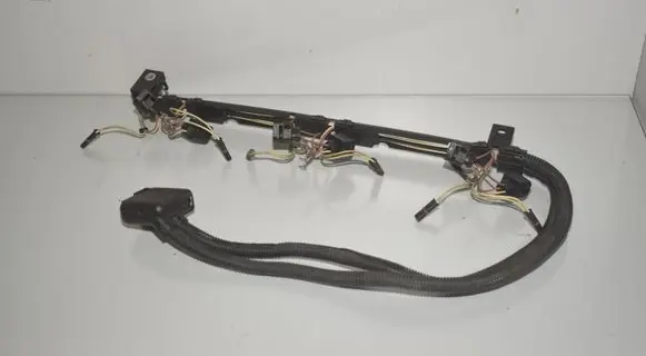 BMW 5 F10 F11 Fuel injector wires 7588180