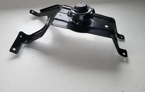 Audi A5 Spare wheel mounting bracket 