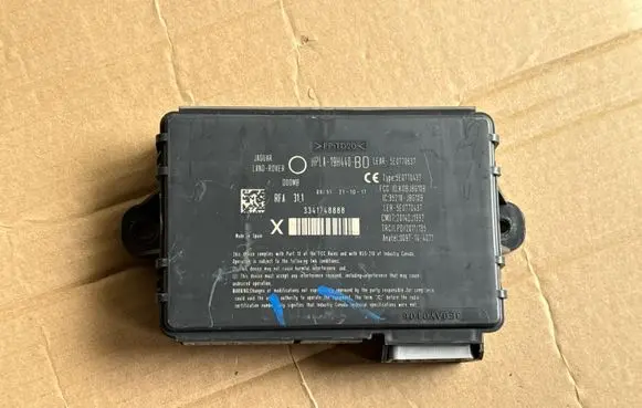Land Rover Range Rover Velar Keyless (KESSY) go control unit/module HPLA19H440BD