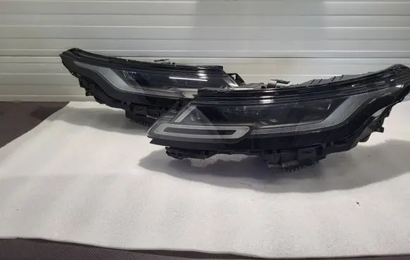 Land Rover Range Rover Evoque L551 Headlights/headlamps set K8D213W030HF