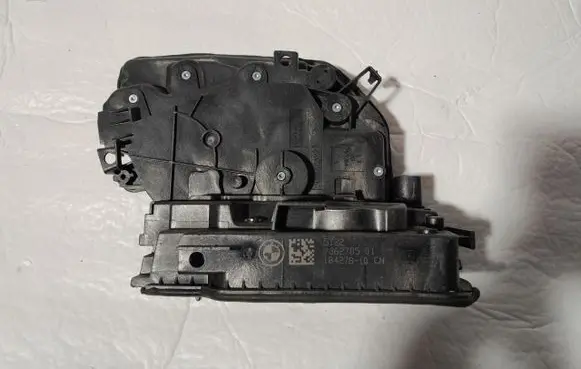 BMW X5 F15 Loading door lock 73627857362785