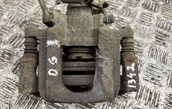 Rear brake caliper