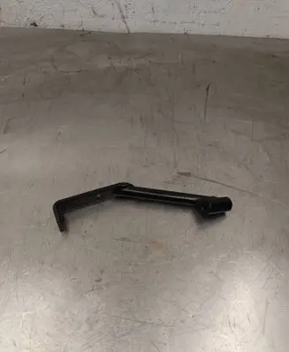 Volvo XC90 Engine mounting bracket