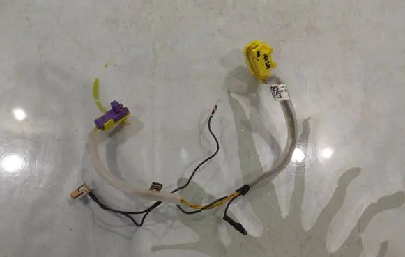 Seat Ibiza IV (6J,6P) Airbag squib ring wiring 5K0971584