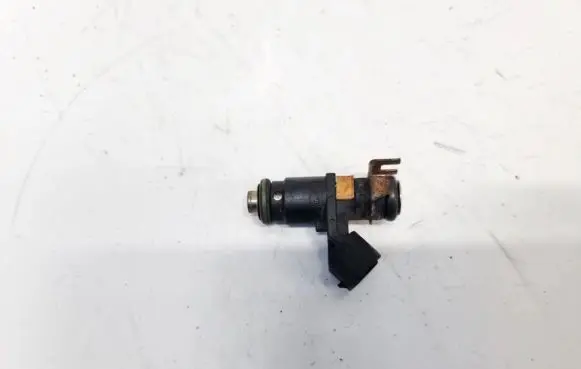 Seat Ibiza IV (6J,6P) Fuel injector 03C906031