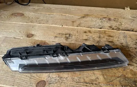 Porsche Cayenne (9Y0 9Y3) LED Daytime headlight 89250921 T9Y0181 9Y0941182B